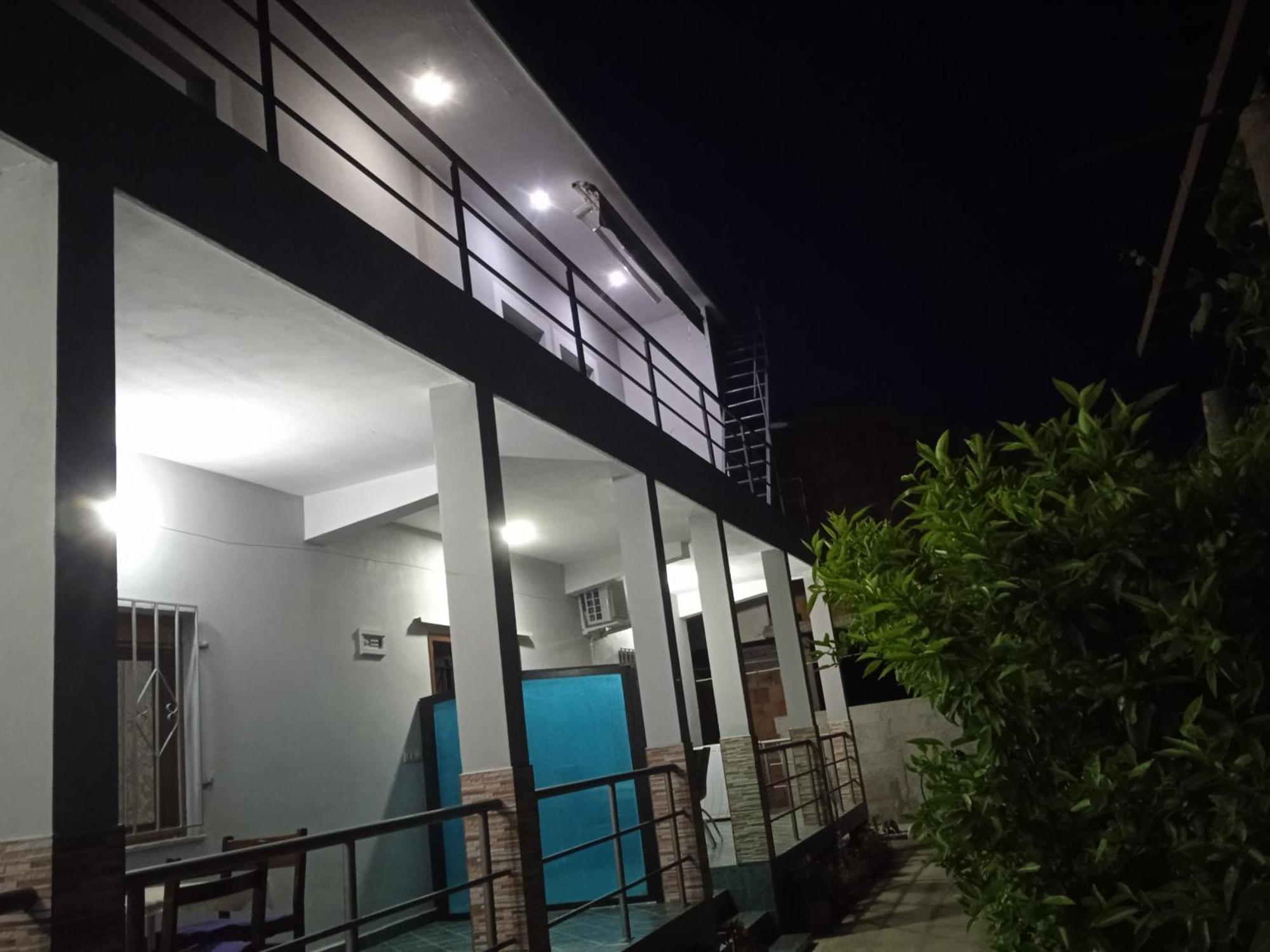 Vila N Dervishi Vlorë Esterno foto